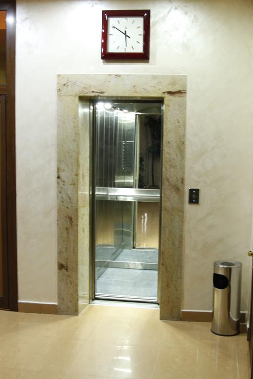 Best Hotel Erivan Exterior foto
