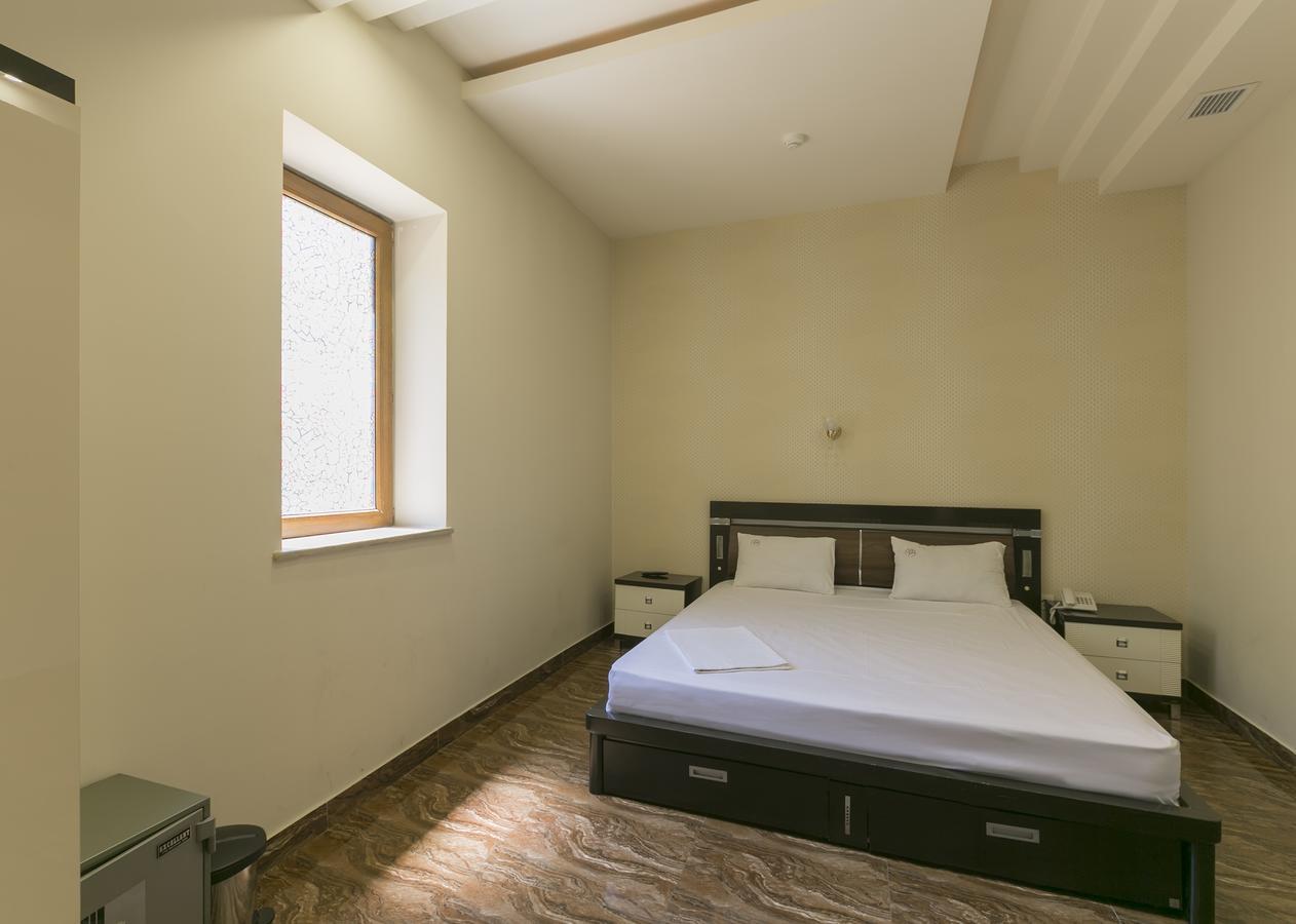 Best Hotel Erivan Exterior foto